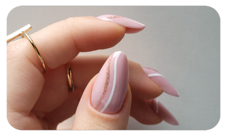 7 Korzyści z robienia samemu manicure lakierami hybrydowymi VS w salonie kosmetycznym